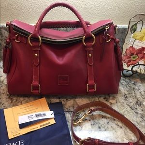 🚫SOLD🚫Dooney & Bourke Med Flo Satchel Raspberry